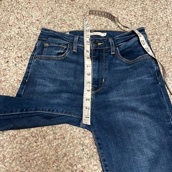New Levi’s 721 high rise slim - Picture 7 of 9